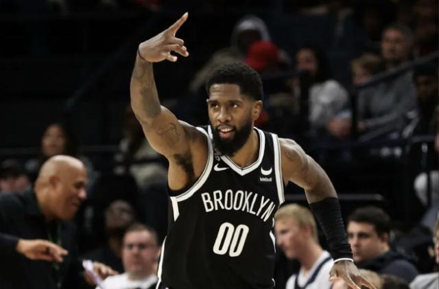 半岛体育-KD关键时刻连续犯错无影响 篮网三军用命强势反弹