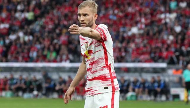 半岛体育下载-马内来投三大强援加盟 拜仁的购物车还没清空